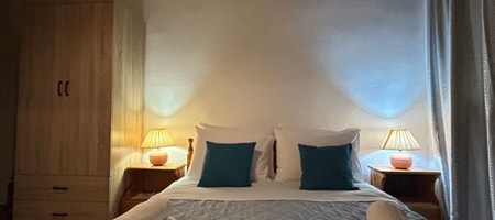 Zoe House-Old Town