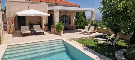 Artemis Apollonas Villa | Luxury Escape with Pool!