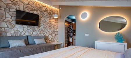 Attic 2 Bedroom Apartment