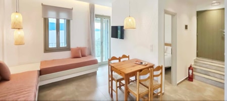 Deluxe Apartment with two Balconies