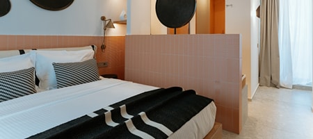 OUTSIDE PREMISES - Comfort Double