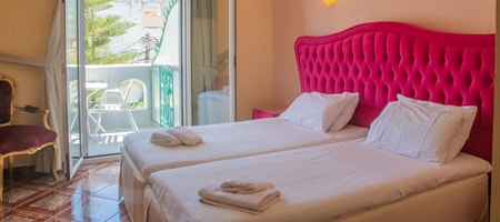 Twin Bed Deluxe Room