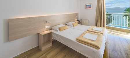 Sea view twin premium room