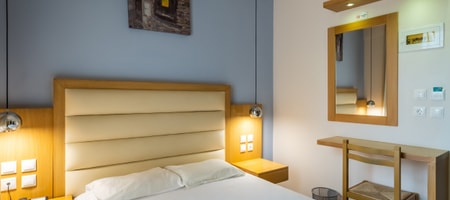 Economy Room