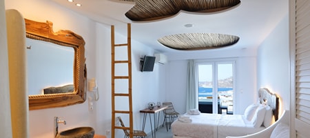 Suite with Outdoor Jacuzzi