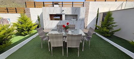 Peris Villa