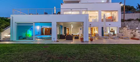 WhiteBlue Spa Villa