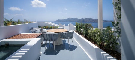 The Artisan's Suite with Hot Tub & Caldera View 37m²