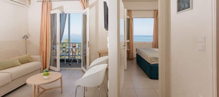 One bedroom suite with sea view