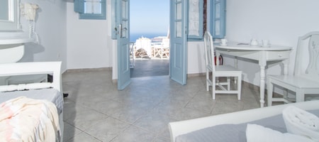 Standard Double Room with Caldera View