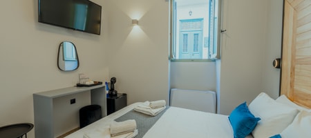 Classic Room (No. 1)