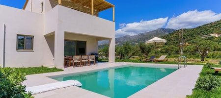 Two Bedroom Villa with Private Pool & Jacuzzi