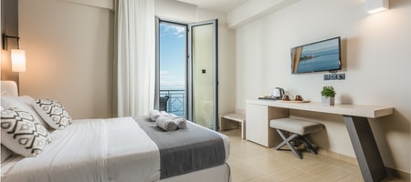 Infinity Sea View Double or Twin