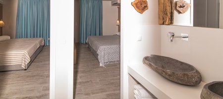 Deluxe Suite Two Bedrooms Pool View