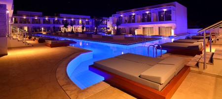 Classic Room Swim-up