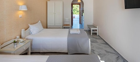 Studio (3 Adults) With Partial Sea View