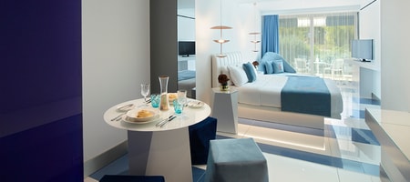 Copper Junior Suite Land View
