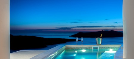 Executive Suite Private Mini Pool and Jet Tub