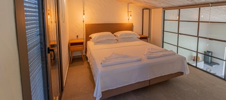 Suite with outdoor jacuzzi