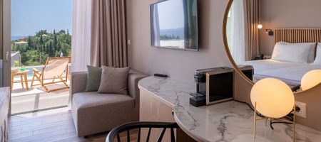Deluxe Double Room Swim Up Sea View