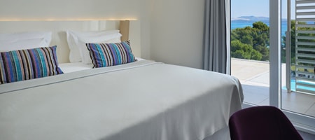 Deluxe Suite 62m² Sea View with Balcony
