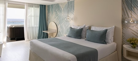 Junior Suite with Sea View and Private Outdoor Hot Tub