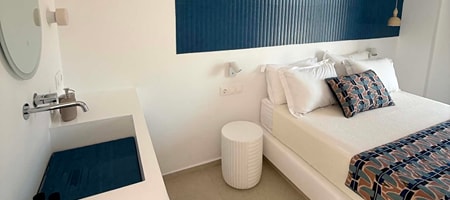 PASITHEA deluxe penhouse room