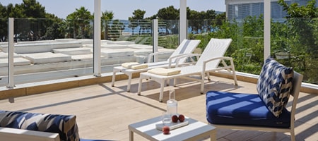 Deluxe Suite 74m² Sea View with Balcony