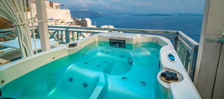 Romantic Studio with Jacuzzi