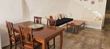 Three Beedroom House | Canava