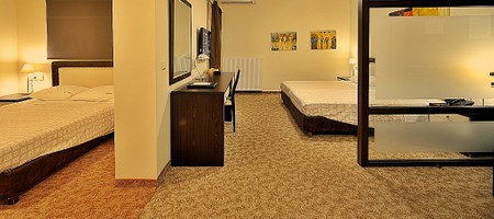 Family Room with 1 Double Bed & 2 Single Beds