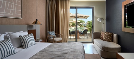 Superior Room Lagoon Swim Out
