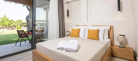 Deluxe Family Suite with Garden View