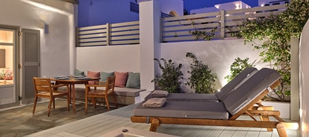 Family Suite with private outdoor Hot Tub