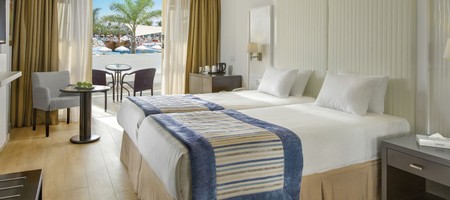 Deluxe Room with Garden View and Pool View