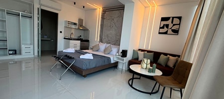 DELUX SUITE