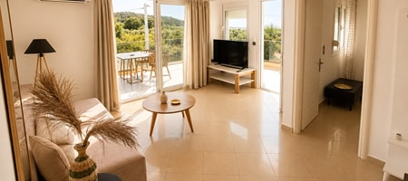SEAVIEW APARTMENT