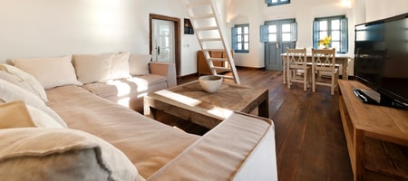 Loft Suite with access to Terrace with Shared Hot Tub and Panoramic Caldera View