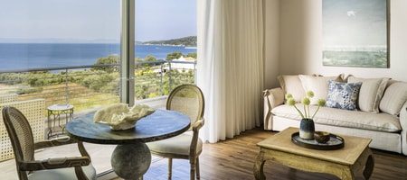 Suite - 1 Bedroom (shared pool)