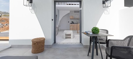 Superior Loft Suite with Private Mini Pool - 916°