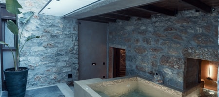 Signature Suite with Heated Tub