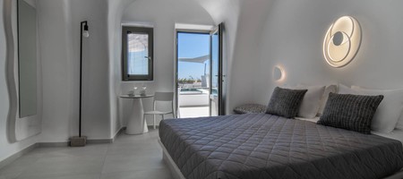 Classic Double Room with Pool View