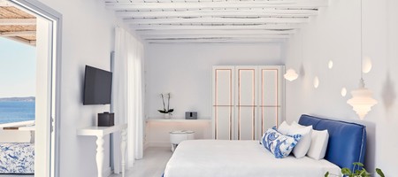 Junior Suite with Open Air Jetted Tub and Sea View