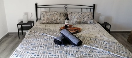 Eugenia Studios & Apartments | Lassi