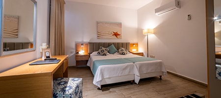 One Bedroom Limited Sea View Superior