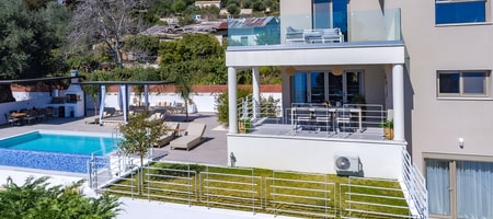 Villa Stellar