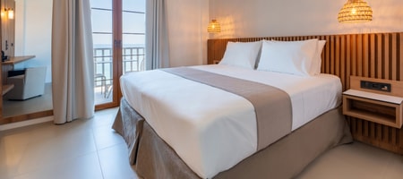 Double Room With Sea View  – 22 sqm