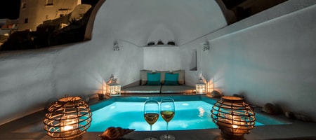 Superior Cave Suite with Heated Jacuzzi