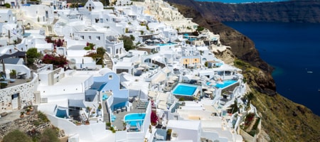 Kima Oia Suites
