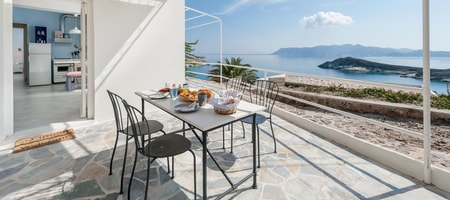 Kimolian House 1